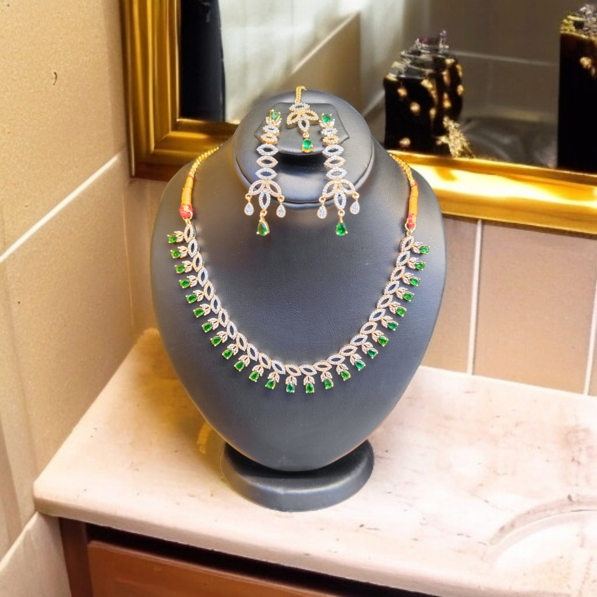 Elegant Artificial Jewelry Set with Intricate Design - TS COLLECTIONS